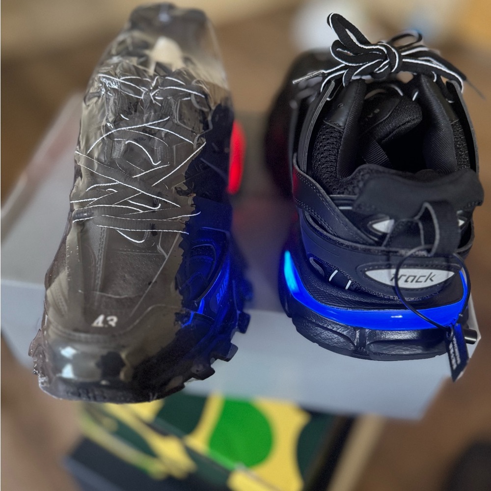 Balenciaga track men LED Sneakers - Black with Red and Blue Accents - Picture 2 of 8